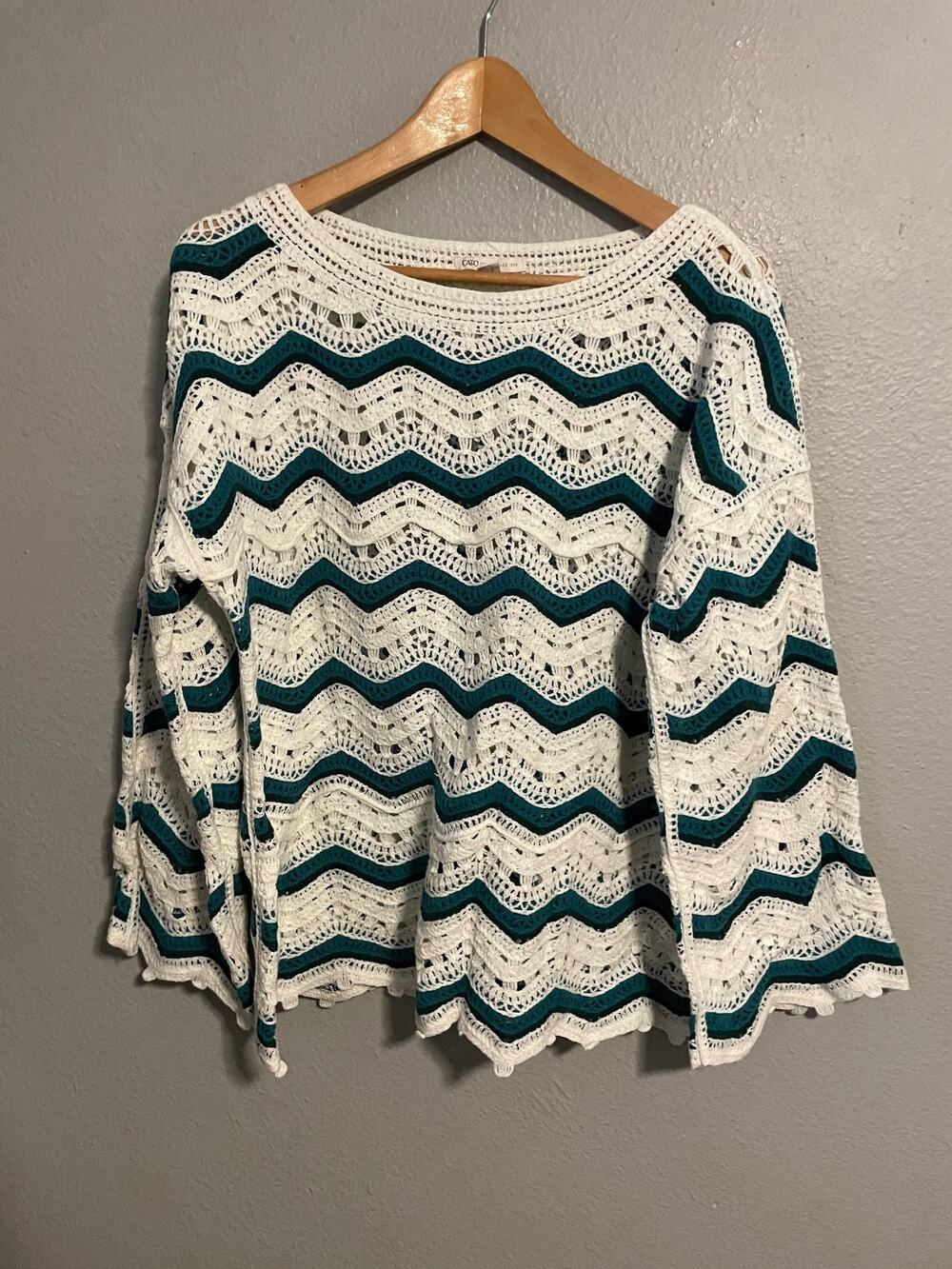 Cato Top Womens Large White Green Crochet Bell Sleeve Boho Sheer Festival